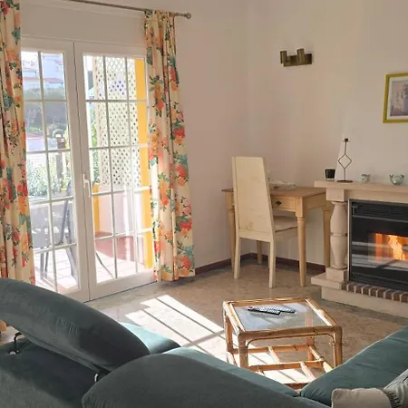 Beautiful Townhouse By The Golf Course And Ocean *